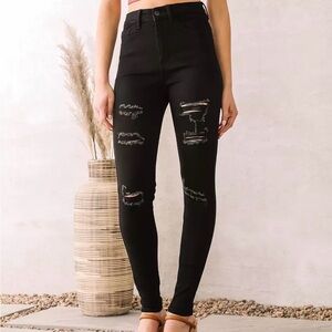 KanCan Women's Black Ripped Skinny Jeans